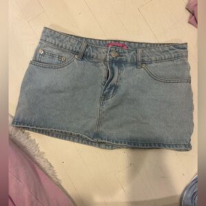 Edikted Denim mini skirt size Medium perf condition